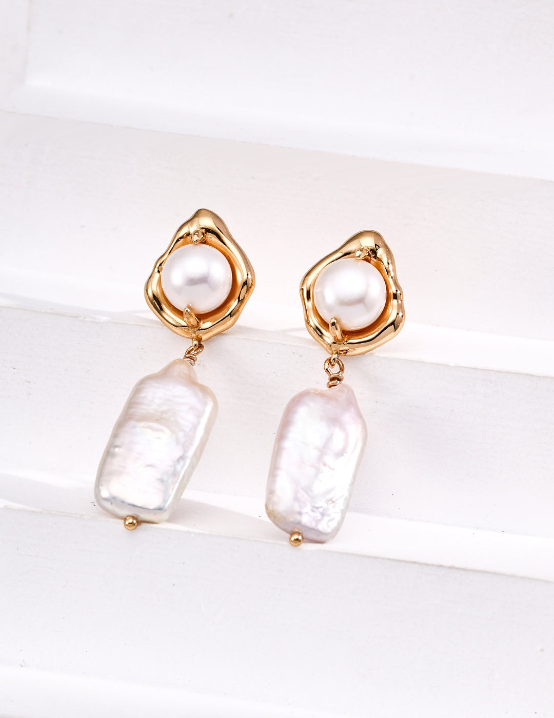 Classic Natural Pearl Earrings-1